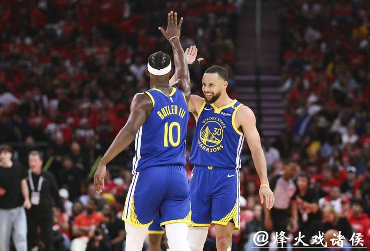 恐怖效率轰出40+10!亚历山大或让库里纪录作古 恐怖效率轰出40+10!亚历山大或让库里纪录作古